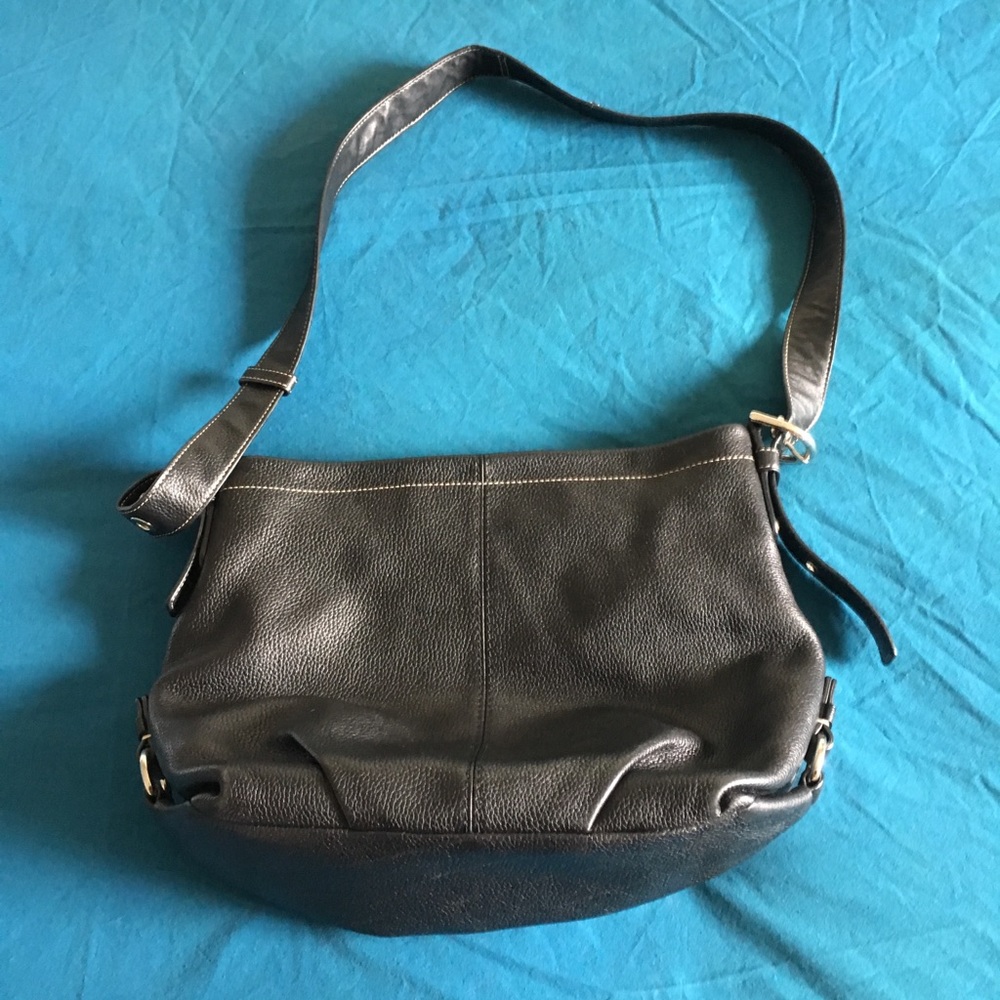 Large Coach Purse - Picture 2 of 4